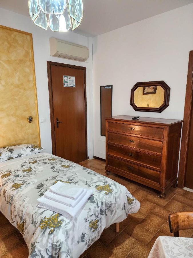 Gold B&B Ravarino Exterior foto